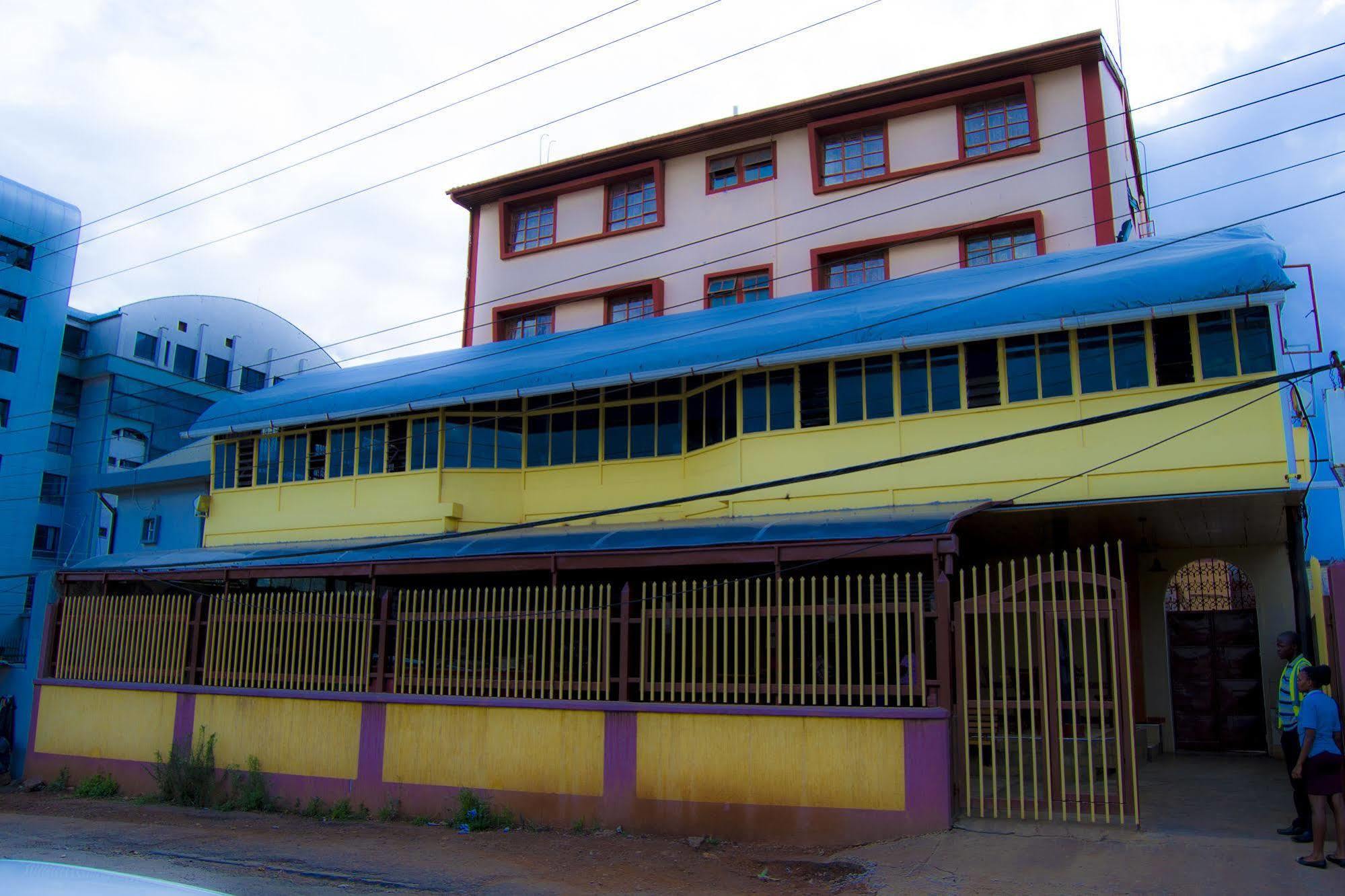 Mooreland Hotel Nairobi Exterior photo